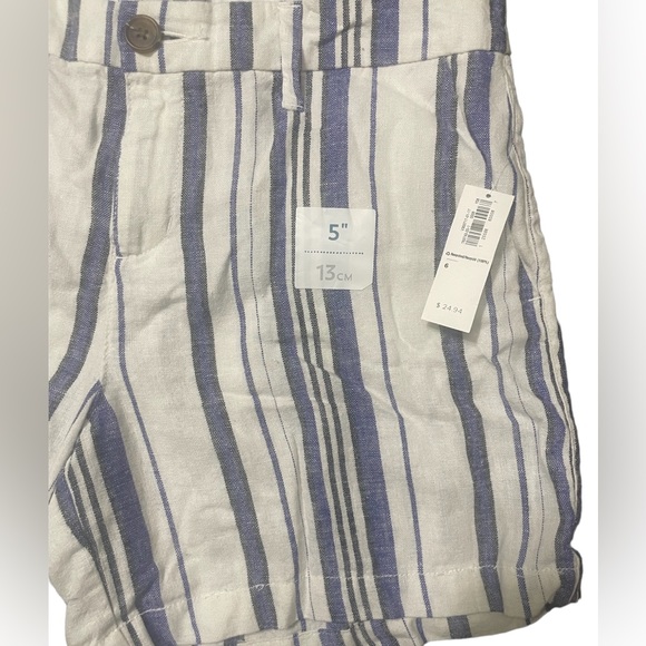 Old Navy Shorts: Blue Stripes. - Picture 2 of 3